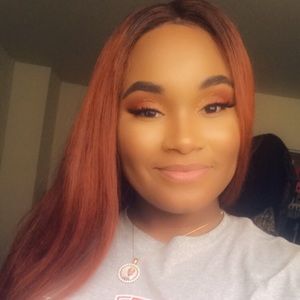 Meet your Posher, Antionette